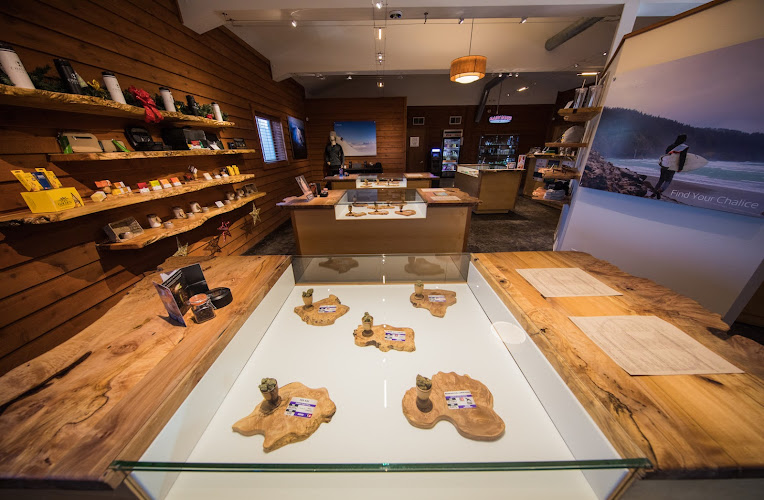 Chalice Cannabis Dispensary Dundee Dundee, Oregon - Rollingcanna.com