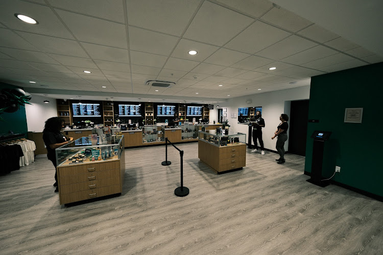 Aura Cannabis Co exterior view showcasing professional Cannabis store services in Fall River, Massachusetts