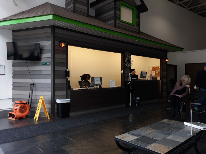 Ayr Dispensary Woodbridge exterior view showcasing professional Cannabis store services in Woodbridge, New Jersey