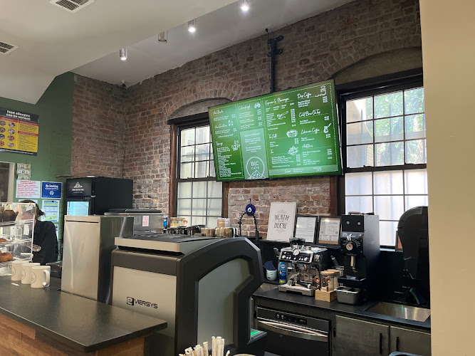 Breckenridge Café Nyc exterior view showcasing professional Cannabis store services in Brooklyn, New York