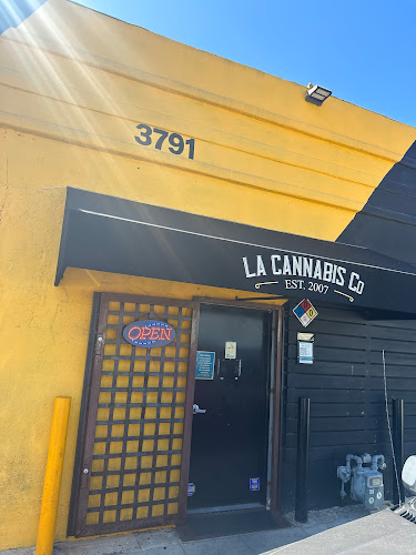 LA Cannabis Co Weed Dispensary Los Angeles exterior view showcasing professional Cannabis store services in Los Angeles, California