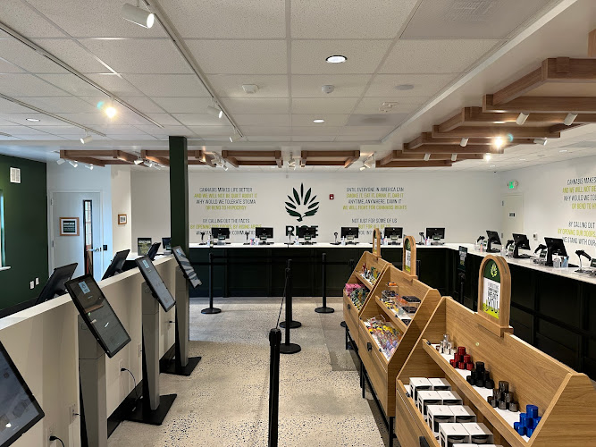 RISE Medical and Adult Use Marijuana Dispensary Hagerstown exterior view showcasing professional Cannabis store services in Hagerstown, Maryland