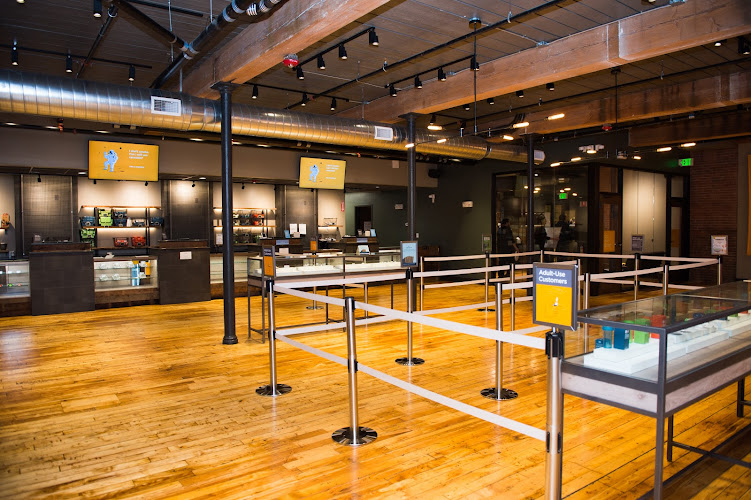 Sunnyside Medical Cannabis Dispensary – Fall River | Trusted Sunnyside Medical Cannabis Dispensary – Fall River,Sunnyside Medical Cannabis Dispensary Fall River,https://www.sunnyside.shop/menu/fall-river-ma-medical/store/fall-river-ma-medical?utm_source=gmb,Sunnyside | Medical & Recreational Cannabis Dispensaries,”cannabis store, 2648, Marstons Mills, MA, US”,Cannabis store,Cannabis store,+1 774-226-7749,”1 West St, Fall River, MA 02720″,,1 West St,Fall River,Massachusetts,02720,41.727912,-71.145165,America/New_York,4.4,593,”https://search.google.com/local/reviews?placeid=ChIJBegLBjr55IkRMdtzKFyLuTo&q=cannabis+store,+2648,+Marstons+Mills,+MA,+US&authuser=0&hl=en&gl=US”,https://lh5.googleusercontent.com/p/AF1QipOKHSX4Z59-X-j_usFKQrku2hF6R8HZnFSIqoob=w800-h500-k-no,https://lh5.googleusercontent.com/p/AF1QipOKHSX4Z59-X-j_usFKQrku2hF6R8HZnFSIqoob=w1600-h1000-k-no,Monday: Closed,Tuesday: 11AM-7PM,Wednesday: 11AM-7PM,Thursday: 11AM-7PM,Friday: 11AM-7PM,Saturday: 11AM-7PM,Sunday: Closed,https://www.facebook.com/SunnysideDispensaryAvonPark/,,,,, in Fall River, Massachusetts Sunnyside Medical Cannabis Dispensary – Fall River Fall River Massachusetts