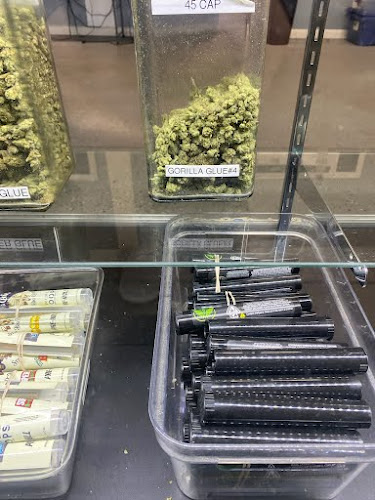 Washington Wellness exterior view showcasing professional Cannabis store services in Los Angeles, California