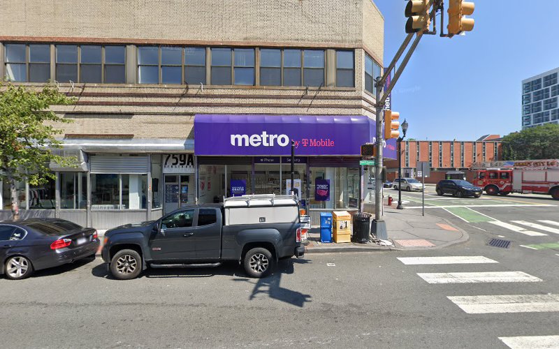 XENA exterior view showcasing professional Cannabis store services in Jersey City, New Jersey